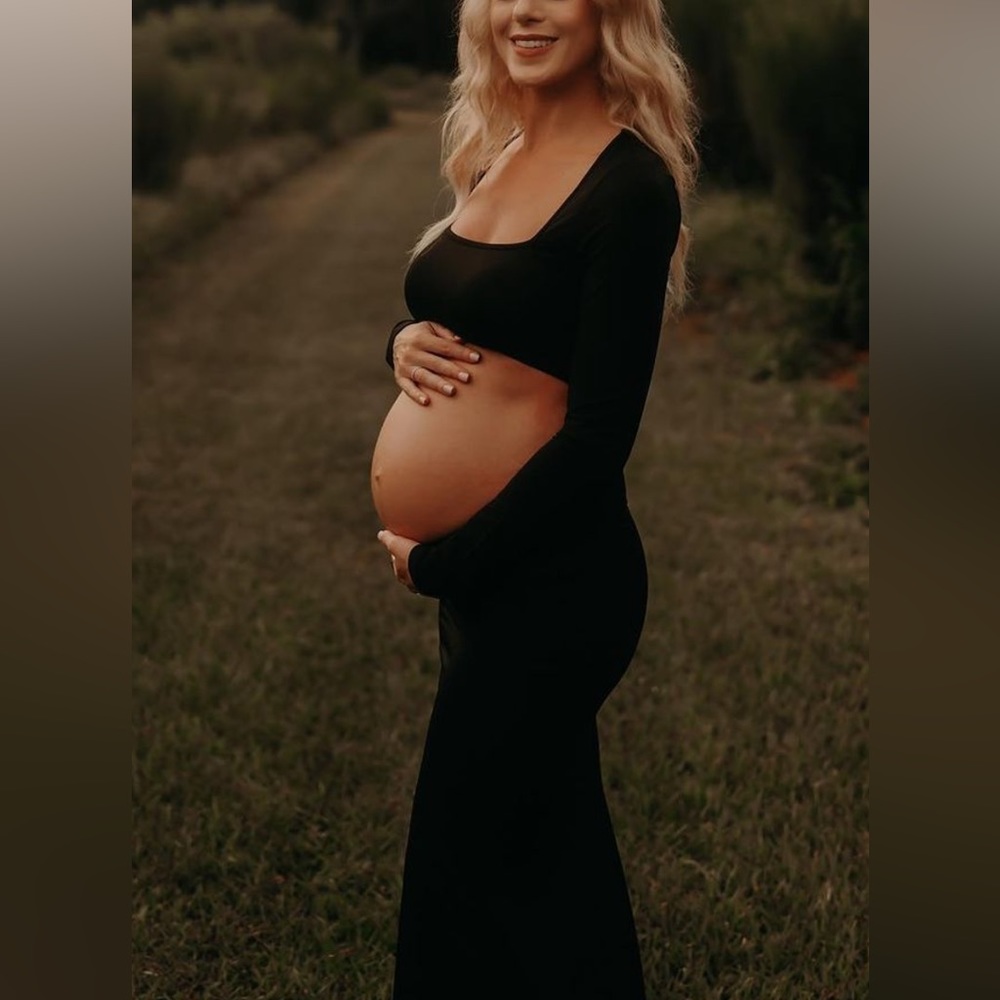 Maternity photoshoot dress